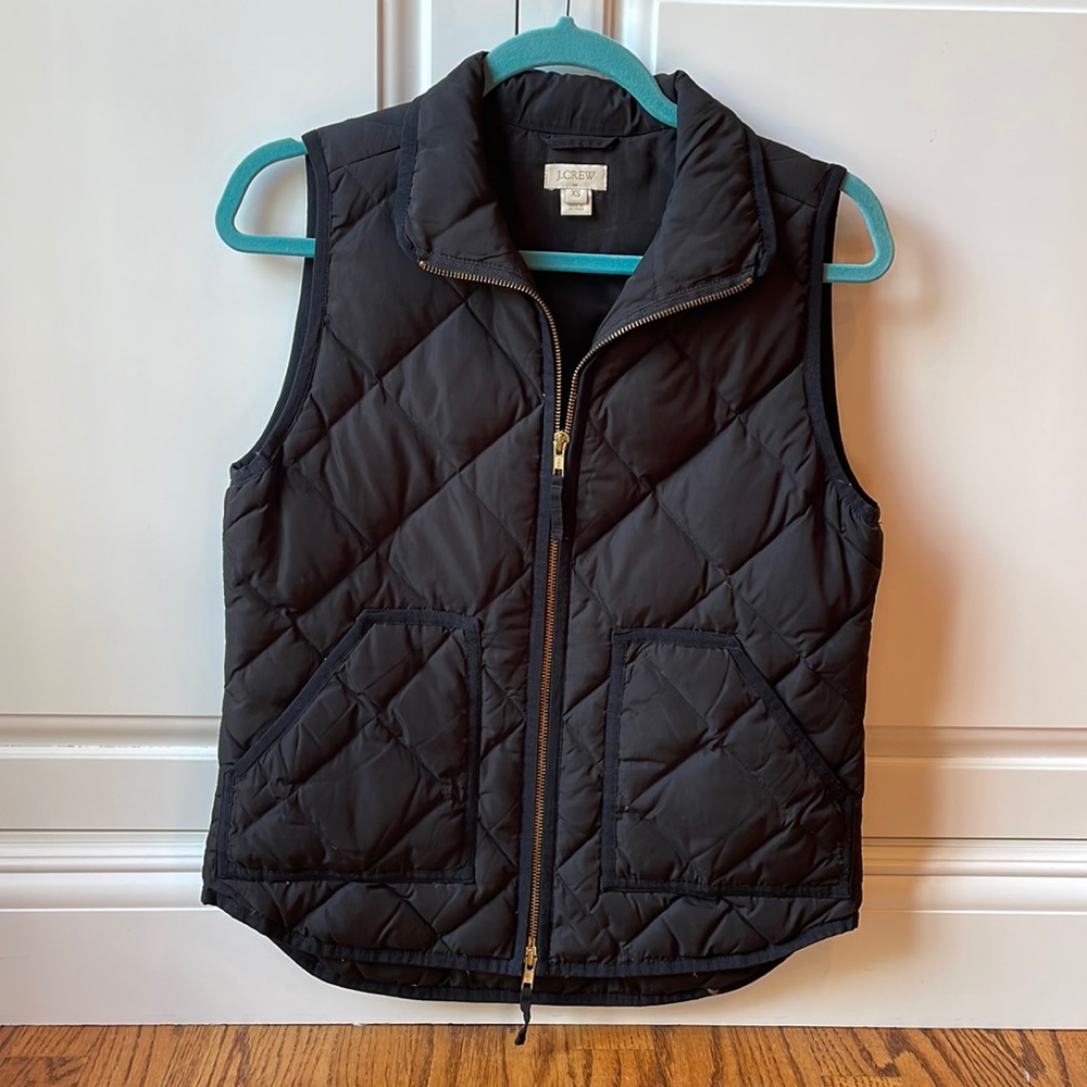 Women’s J. Crew Quilted Puffer Vest, size XS, GUC